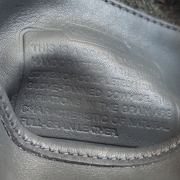 Handbag - Picture 9 of 10